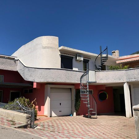 Apartmani Cesarica Karlobag Exteriör bild