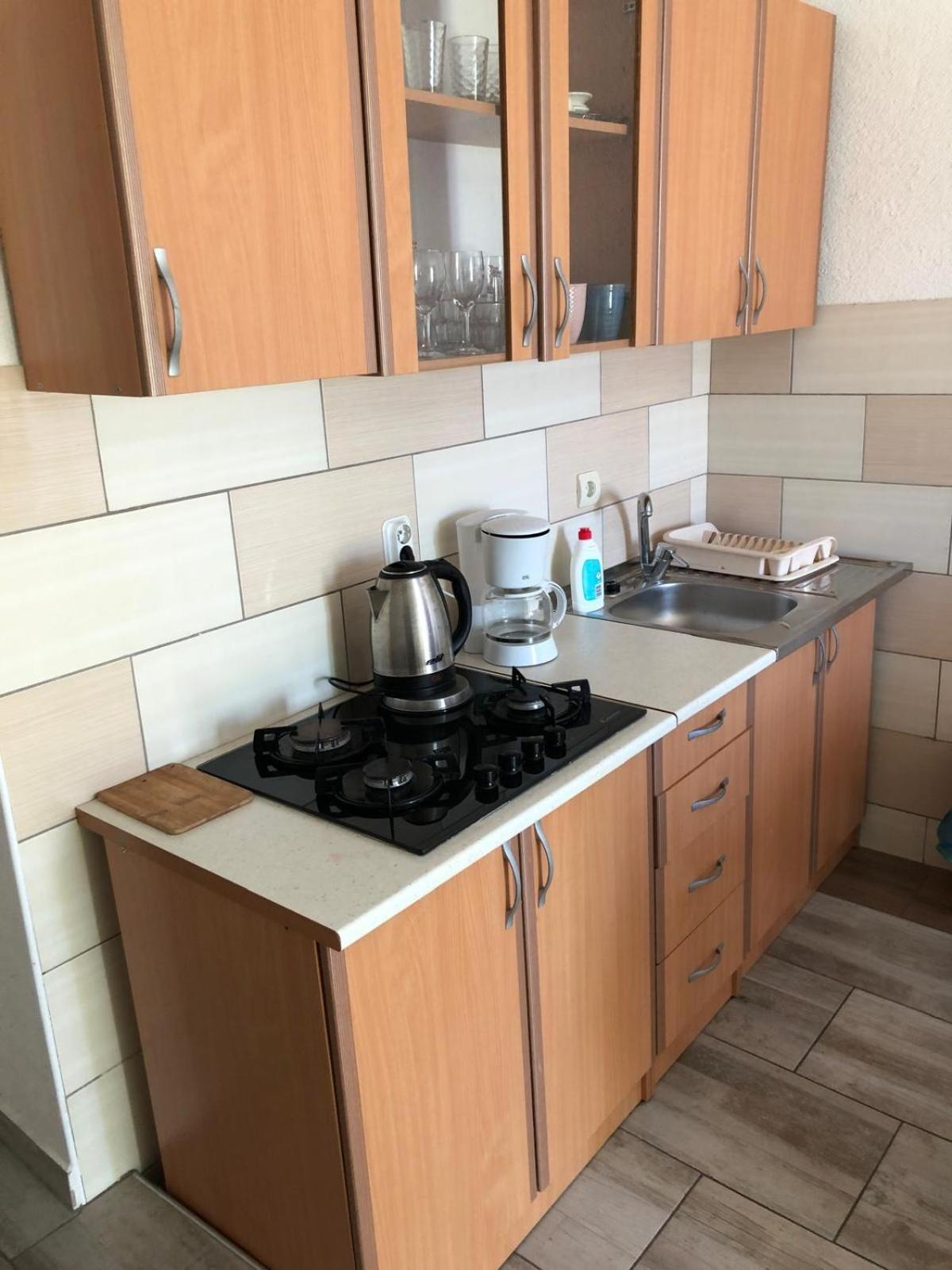 Apartmani Cesarica Karlobag Rum bild